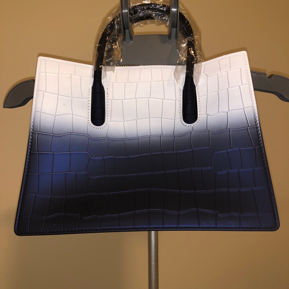 Faux Croc Bag 💙
